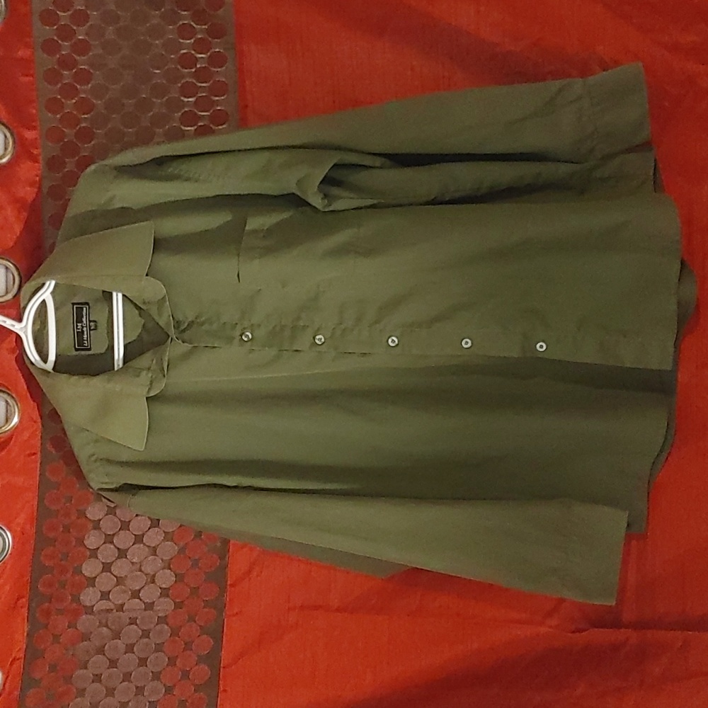 3/$20 Le Monde Dress Shirt